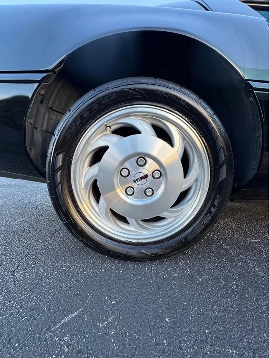 1996 Chevrolet Corvette C4 - Image 11 of 12