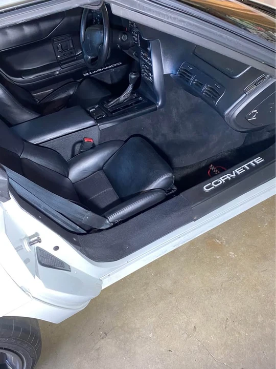 1996 Chevrolet Corvette C4 - Image 8 of 14