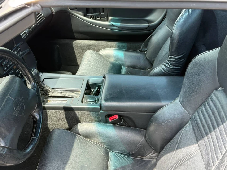 1996 Chevrolet Corvette C4 - Image 10 of 21