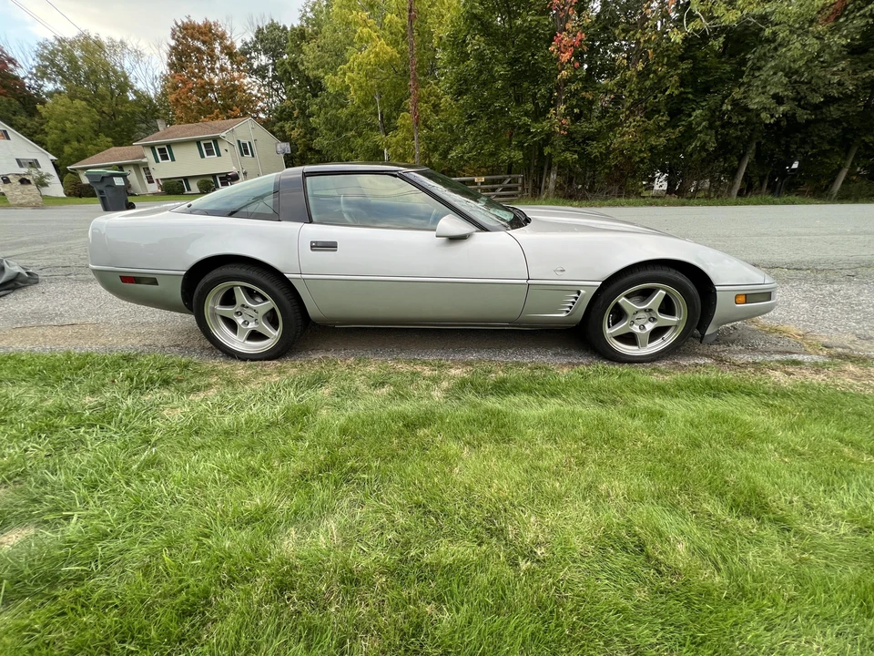 1996 Chevrolet Corvette C4 - Image 8 of 31