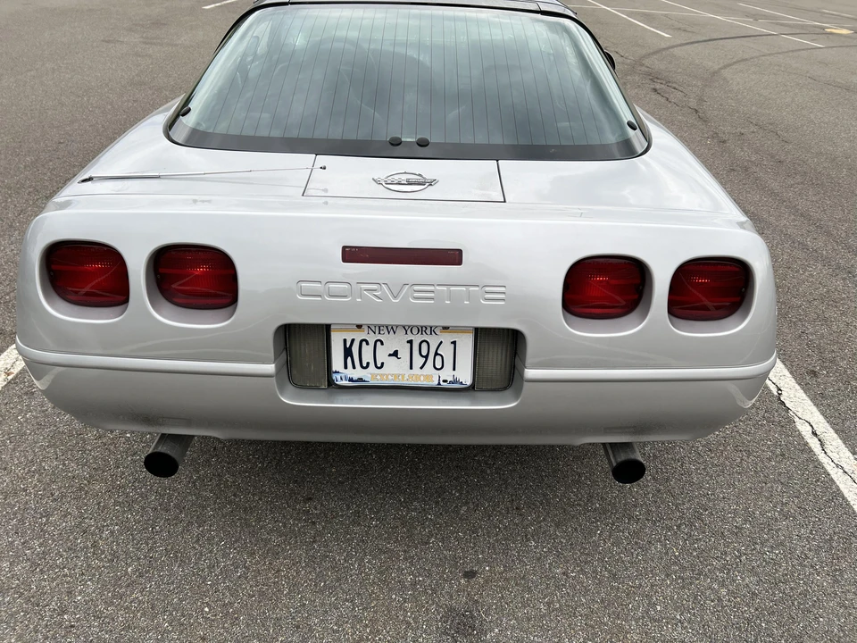 1996 Chevrolet Corvette C4 - Image 12 of 31