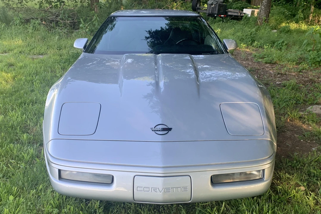 1996 Chevrolet Corvette C4 - Image 2 of 31