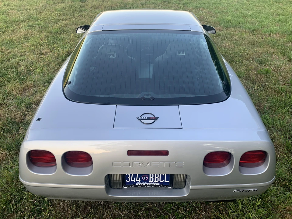 1996 Chevrolet Corvette C4 - Image 24 of 31