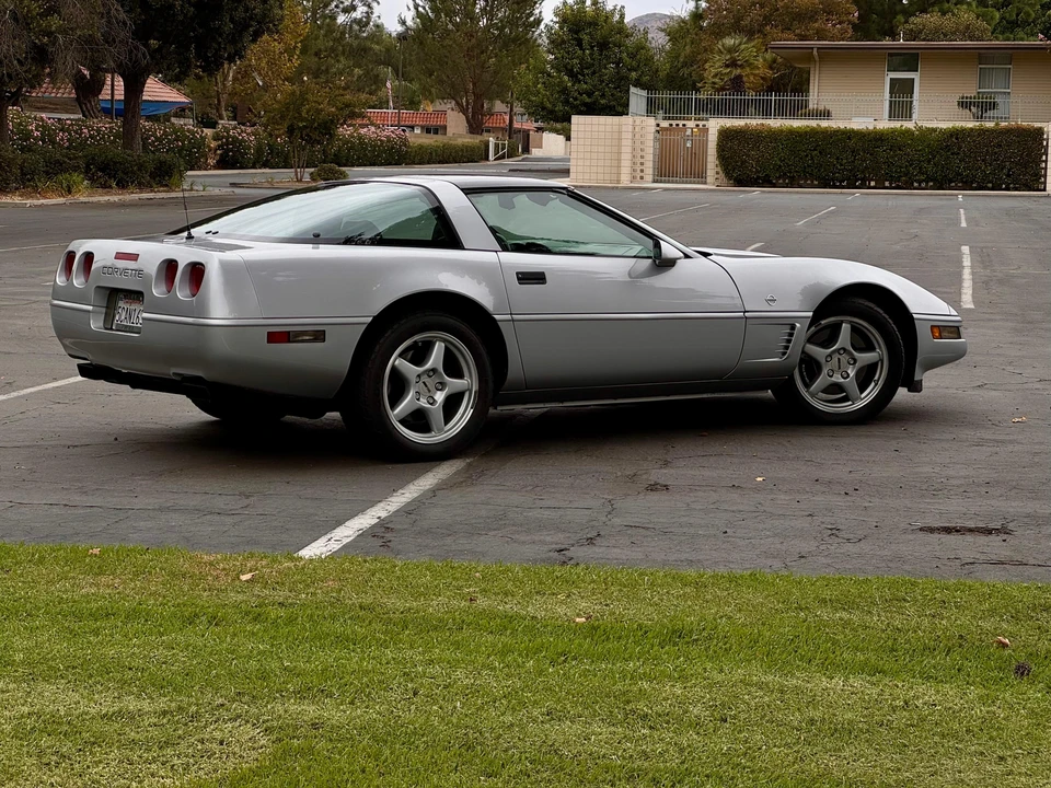 1996 Chevrolet Corvette C4 - Image 9 of 31