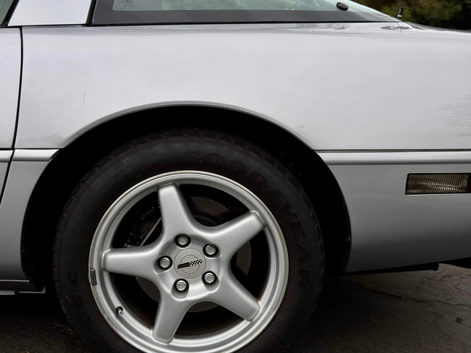 1996 Chevrolet Corvette C4 - Image 30 of 31