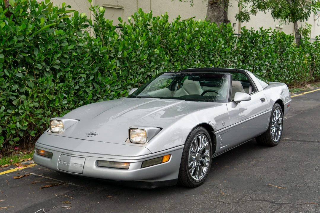 1996 Chevrolet Corvette C4 - Image 14 of 31