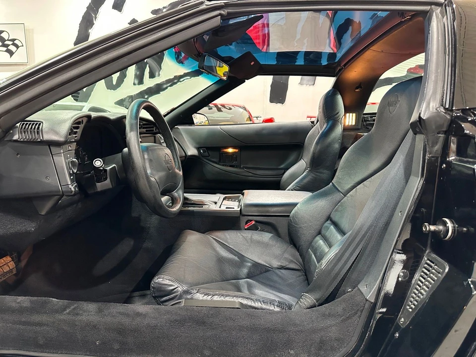 1996 Chevrolet Corvette C4 - Image 10 of 21