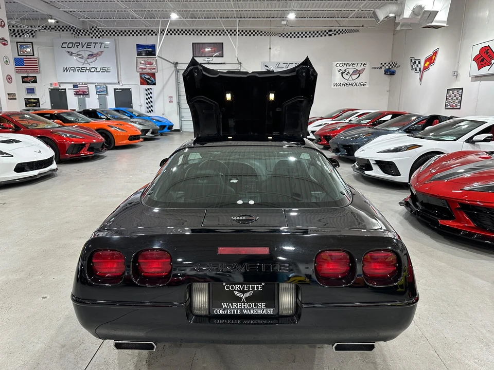 1996 Chevrolet Corvette C4 - Image 18 of 31