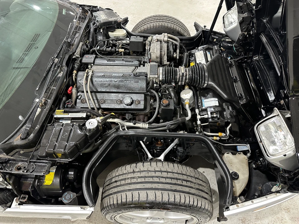 1996 Chevrolet Corvette C4 - Image 27 of 28