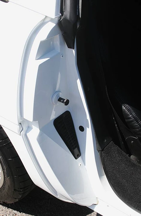 1996 Chevrolet Corvette C4 - Image 17 of 20