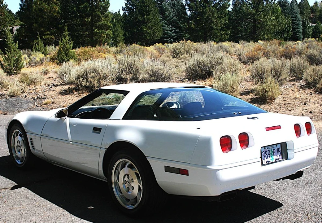 1996 Chevrolet Corvette C4 - Image 5 of 19