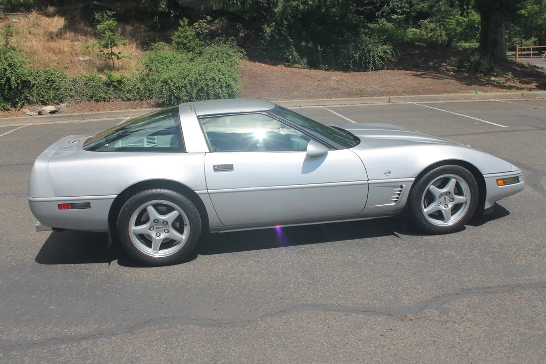 1996 Chevrolet Corvette C4 - Image 5 of 13