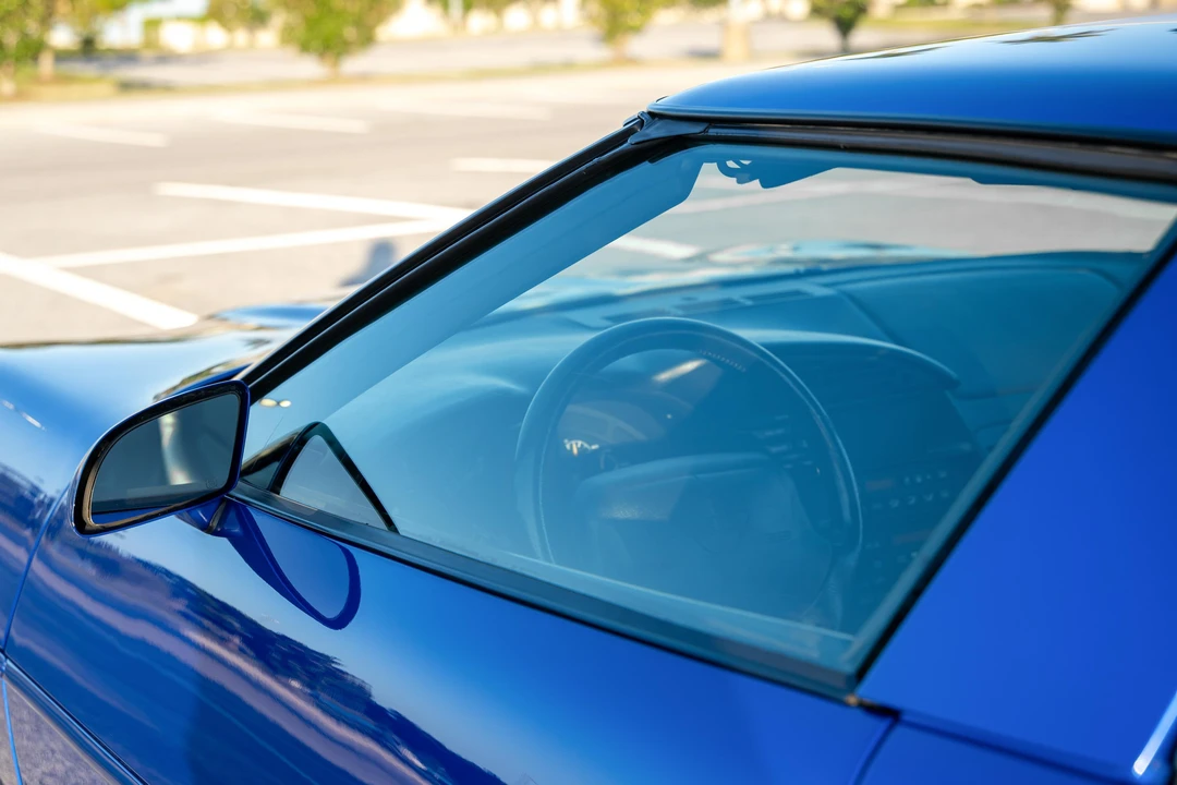 1996 Chevrolet Corvette C4 - Image 30 of 31