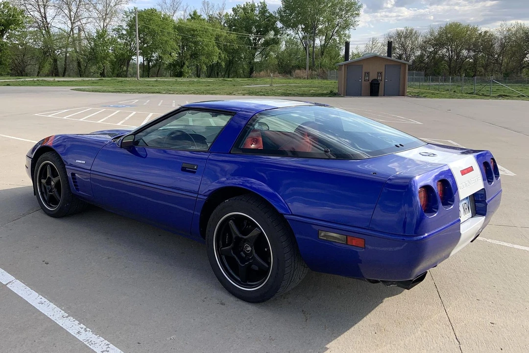1996 Chevrolet Corvette C4 - Image 4 of 31