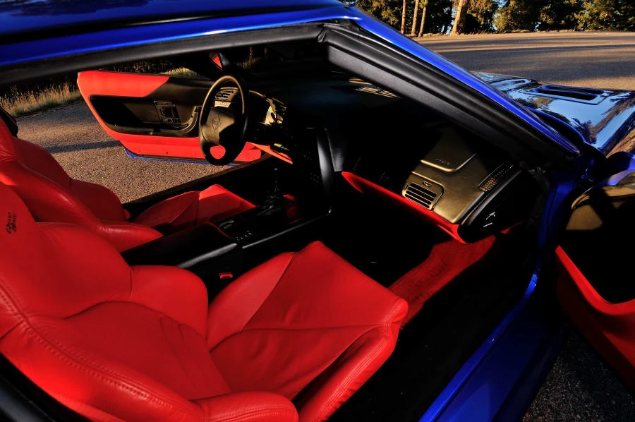1996 Chevrolet Corvette C4 - Image 5 of 12