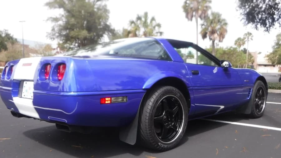 1996 Chevrolet Corvette C4 - Image 2 of 11