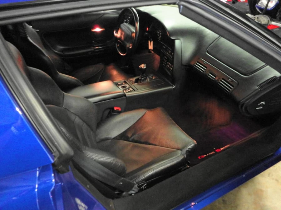 1996 Chevrolet Corvette C4 - Image 5 of 12