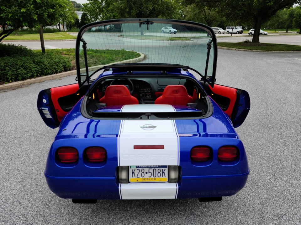 1996 Chevrolet Corvette C4 - Image 8 of 31