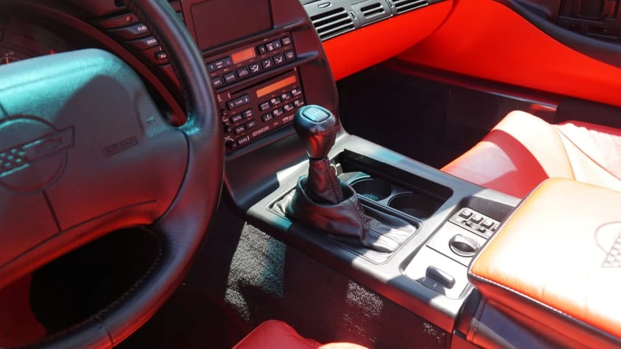 1996 Chevrolet Corvette C4 - Image 6 of 12
