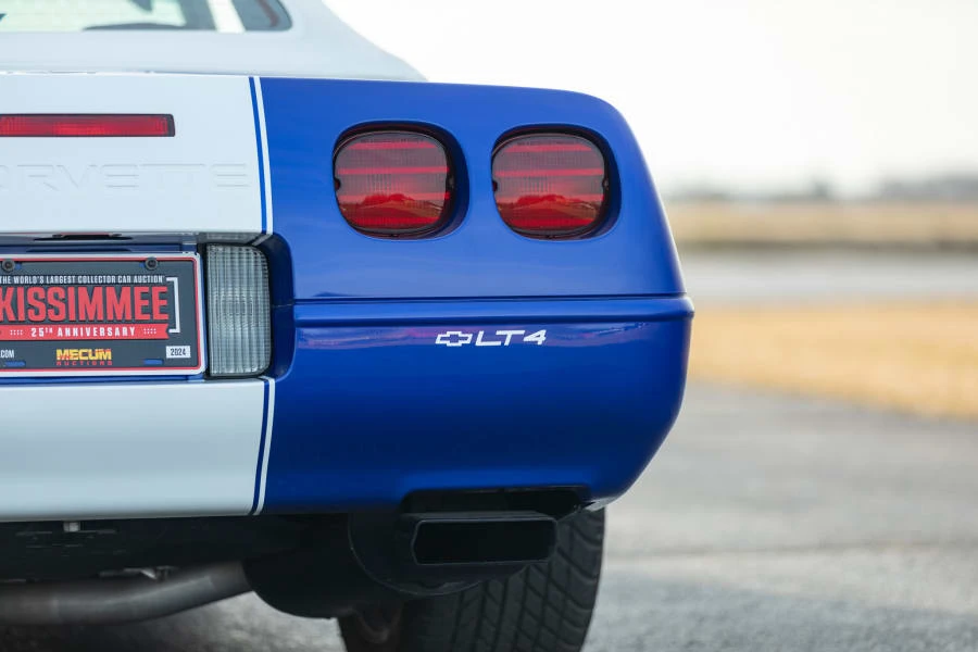 1996 Chevrolet Corvette C4 - Image 12 of 27