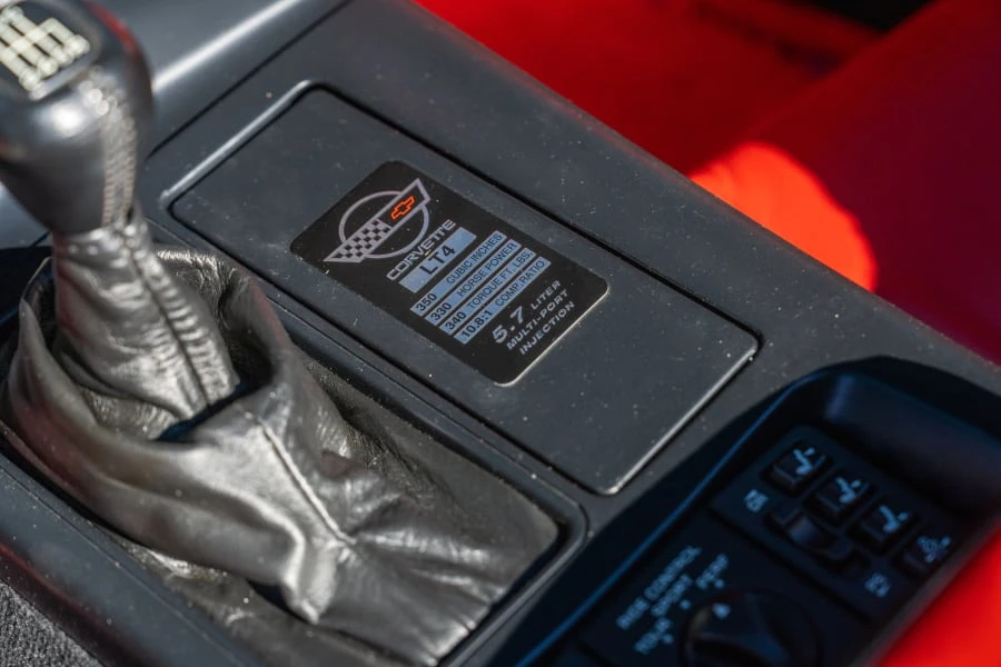 1996 Chevrolet Corvette C4 - Image 28 of 31