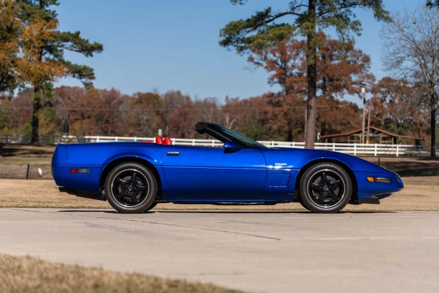 1996 Chevrolet Corvette C4 - Image 2 of 31
