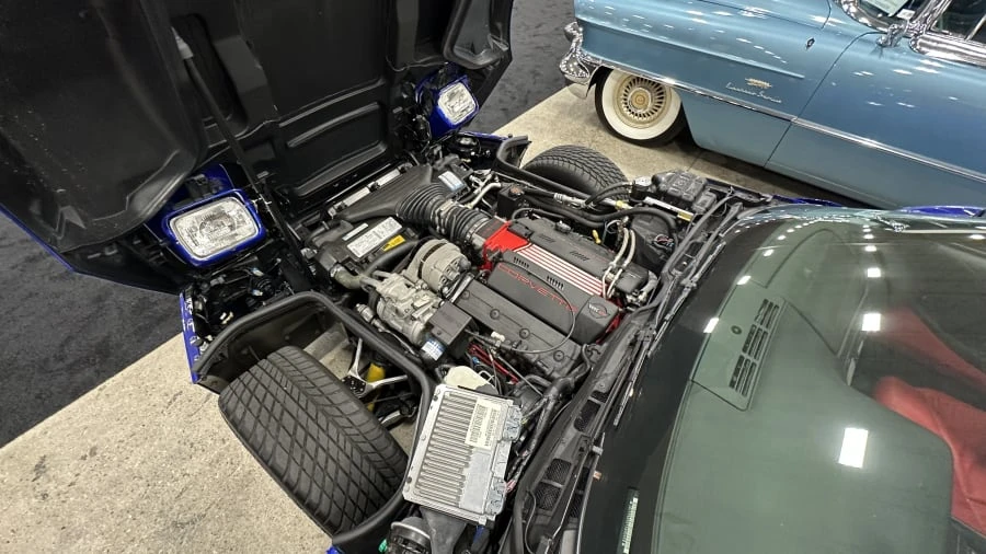 1996 Chevrolet Corvette C4 - Image 7 of 8