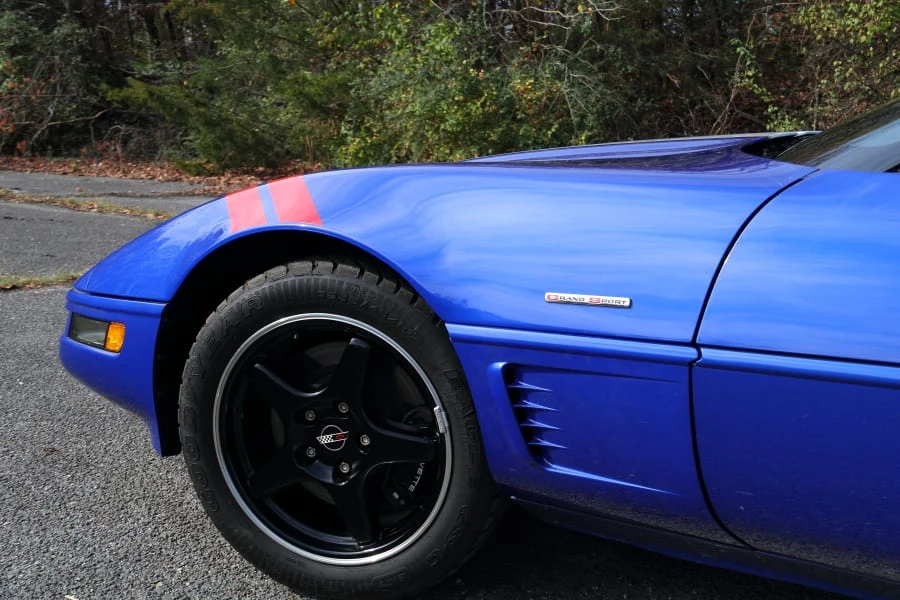 1996 Chevrolet Corvette C4 - Image 13 of 25