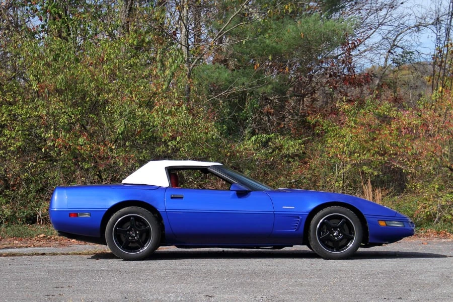1996 Chevrolet Corvette C4 - Image 2 of 25