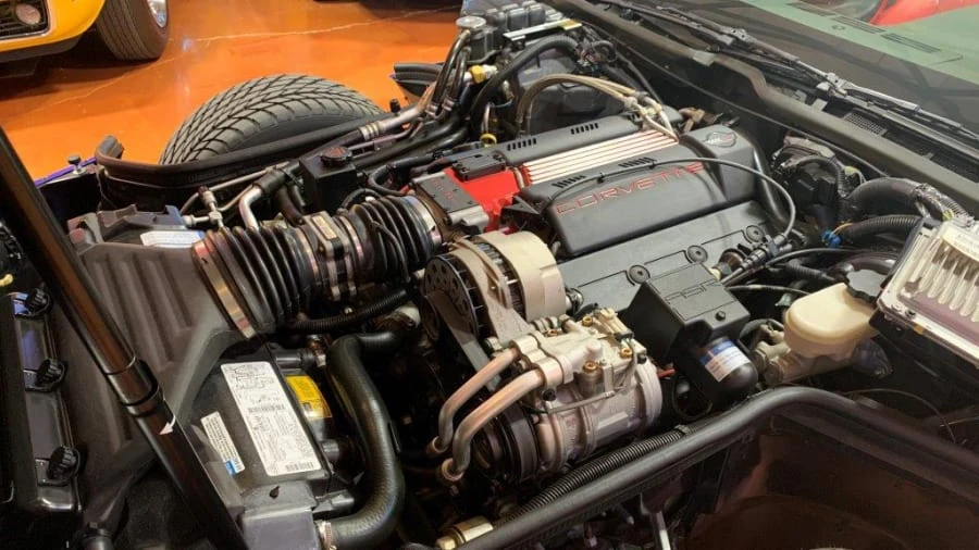 1996 Chevrolet Corvette C4 - Image 8 of 12