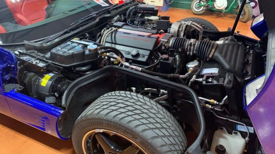 1996 Chevrolet Corvette C4 - Image 9 of 12