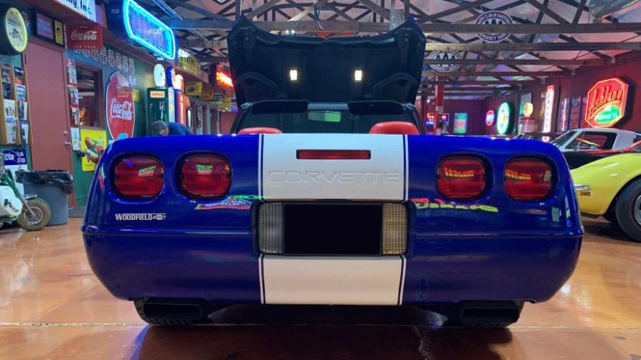 1996 Chevrolet Corvette C4 - Image 10 of 12