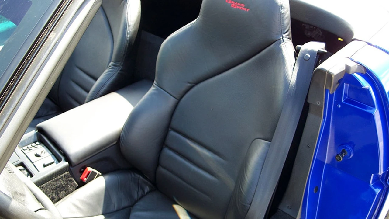 1996 Chevrolet Corvette C4 - Image 7 of 20