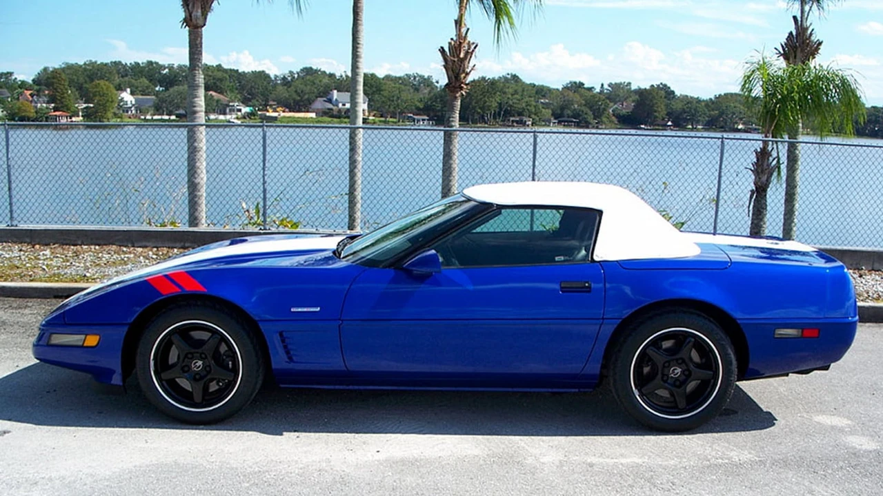 1996 Chevrolet Corvette C4 - Image 19 of 20
