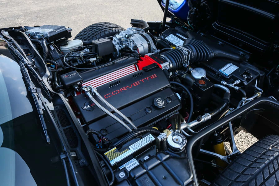 1996 Chevrolet Corvette C4 - Image 5 of 12