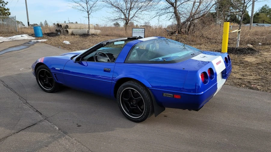 1996 Chevrolet Corvette C4 - Image 17 of 30