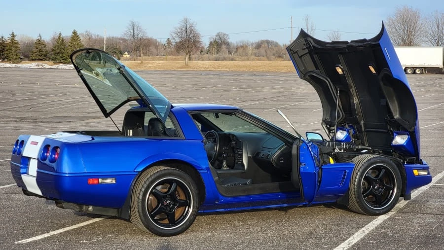 1996 Chevrolet Corvette C4 - Image 8 of 30