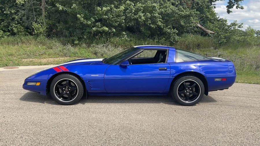1996 Chevrolet Corvette C4 - Image 2 of 20