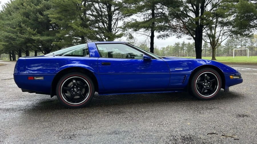 1996 Chevrolet Corvette C4 - Image 8 of 23