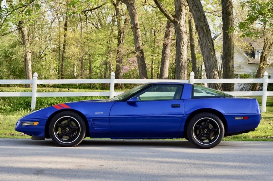 1996 Chevrolet Corvette C4 - Image 2 of 31