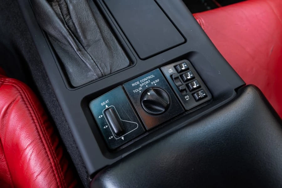 1996 Chevrolet Corvette C4 - Image 26 of 31