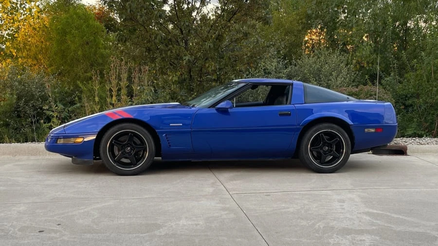 1996 Chevrolet Corvette C4 - Image 2 of 22