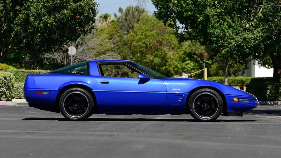 1996 Chevrolet Corvette C4 - Image 2 of 12