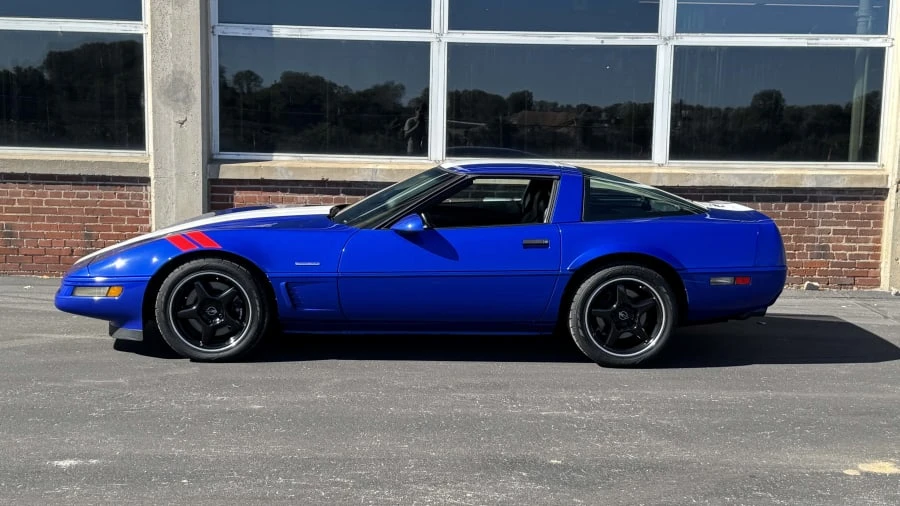 1996 Chevrolet Corvette C4 - Image 2 of 12