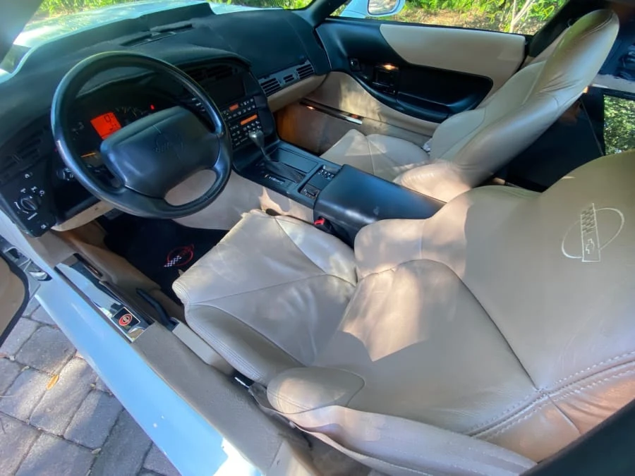 1996 Chevrolet Corvette C4 - Image 5 of 15