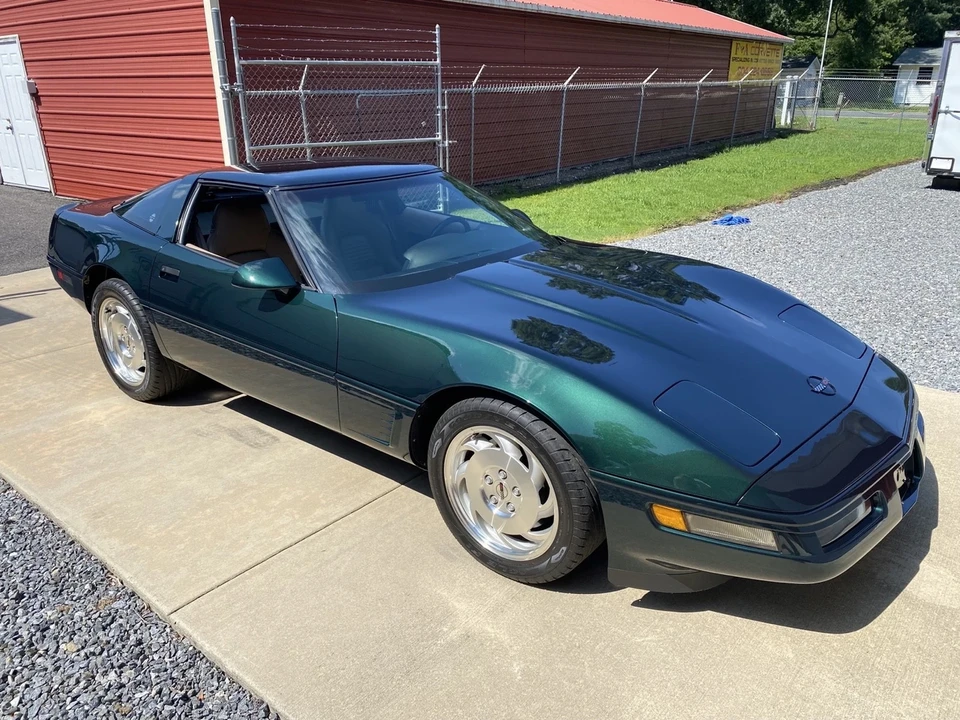 1996 Chevrolet Corvette C4 - Image 3 of 21