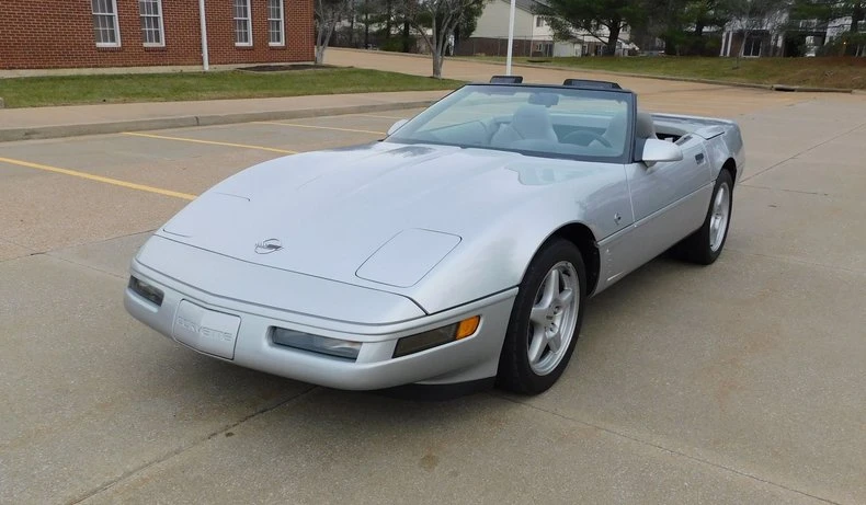 1996 Chevrolet Corvette C4 - Image 2 of 31