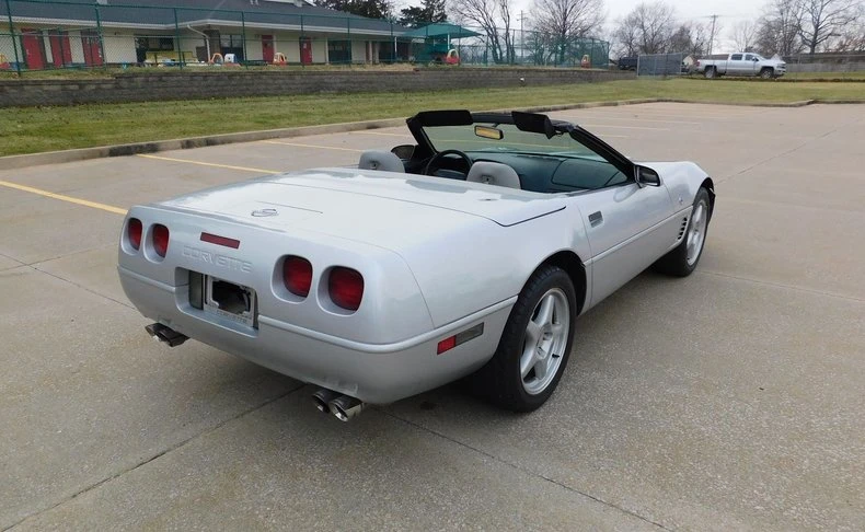 1996 Chevrolet Corvette C4 - Image 15 of 31