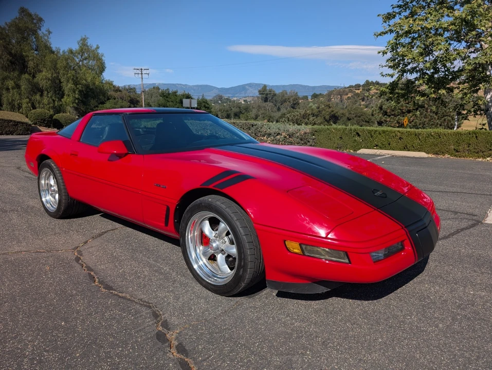 1996 Chevrolet Corvette C4 - Image 2 of 31