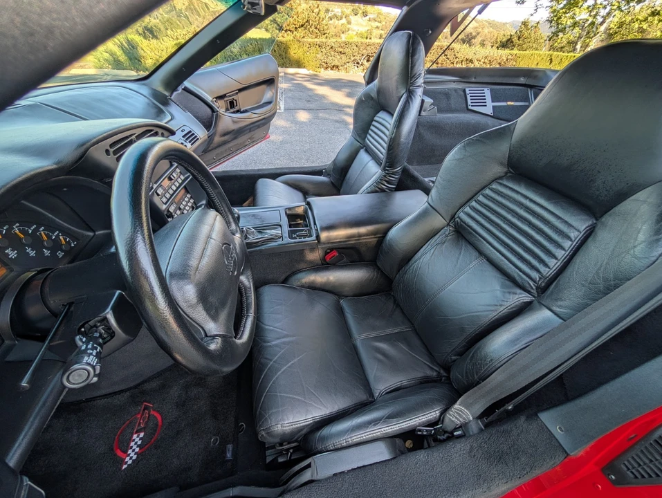 1996 Chevrolet Corvette C4 - Image 30 of 31